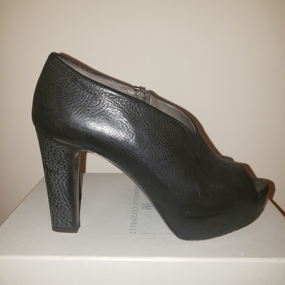 Brunello cucinelli 39 women leather black shoes